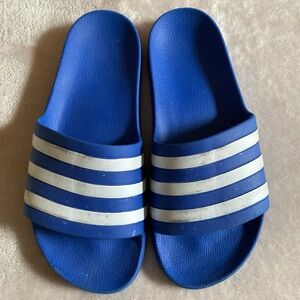 Adidas Blue Slides. W8